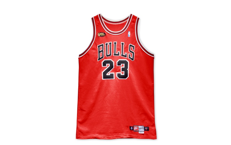 Teuerstes Trikot - 10,1 Millionen Dollar für Michael Jordan Basketball-Trikot