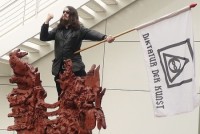 Die Diktatur der Kunst und der Hitlergruß-Prozess